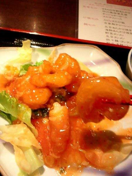 艶が見事なエビチリ