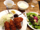 ビッグな牡蠣フライランチ