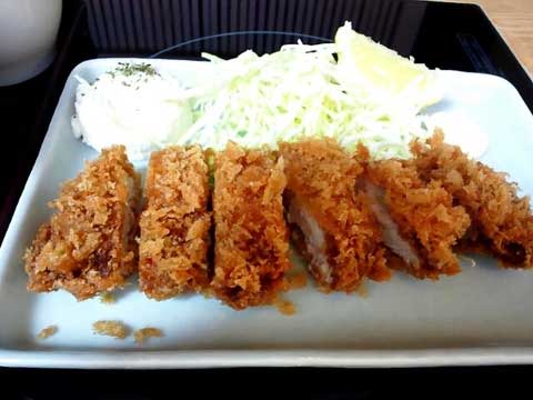 とんかつとキャベツ