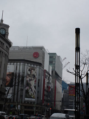 小雨の銀座